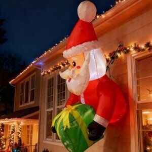 ⚡3.5FT Christmas Inflatable Window Santa with Green Gift Box Outdoor Decoration